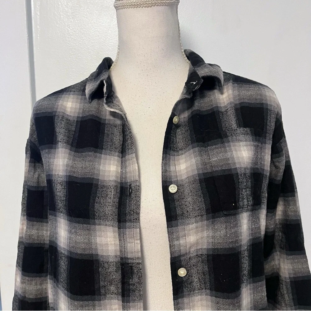 Gap Teen • Black White Plaid Flannel Button Down Shirt